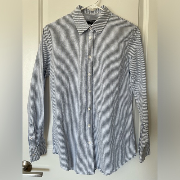 Banana Republic Seersucker Dillon Shirt - Picture 1 of 6